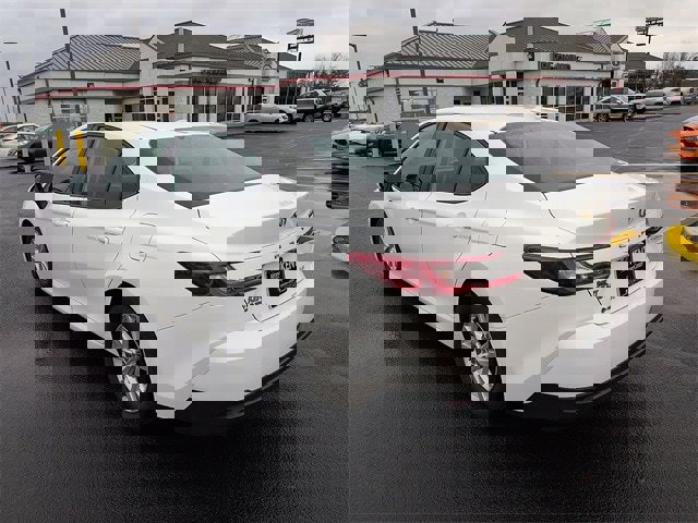 Certified 2025 Toyota Camry LE image 5