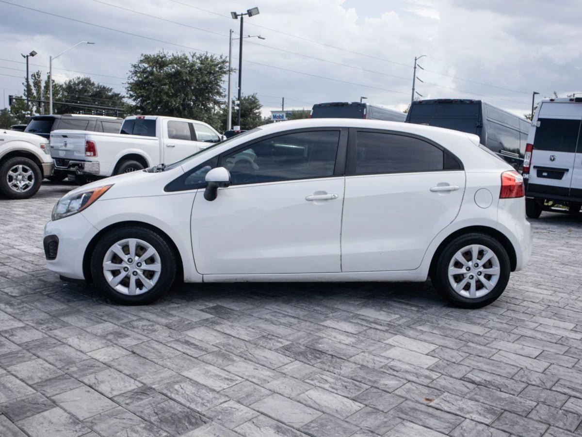 Used 2014 Kia Rio LX w/ Power Package FWD image 4