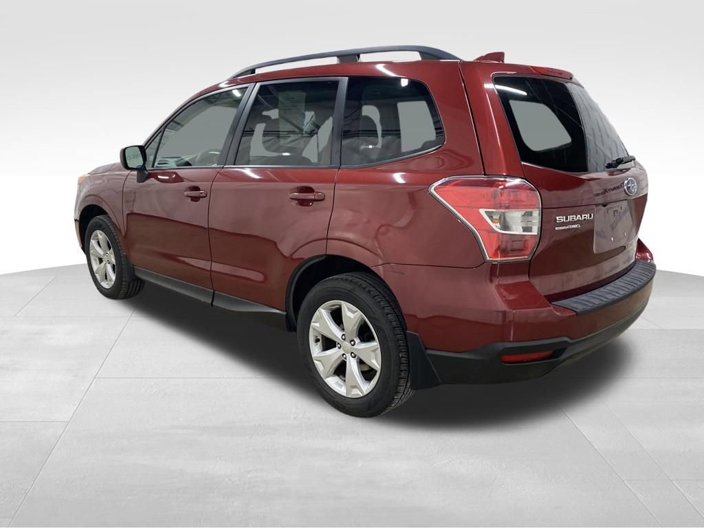 Used 2016 Subaru Forester 2.5i Premium w/ All-Weather Package image 2