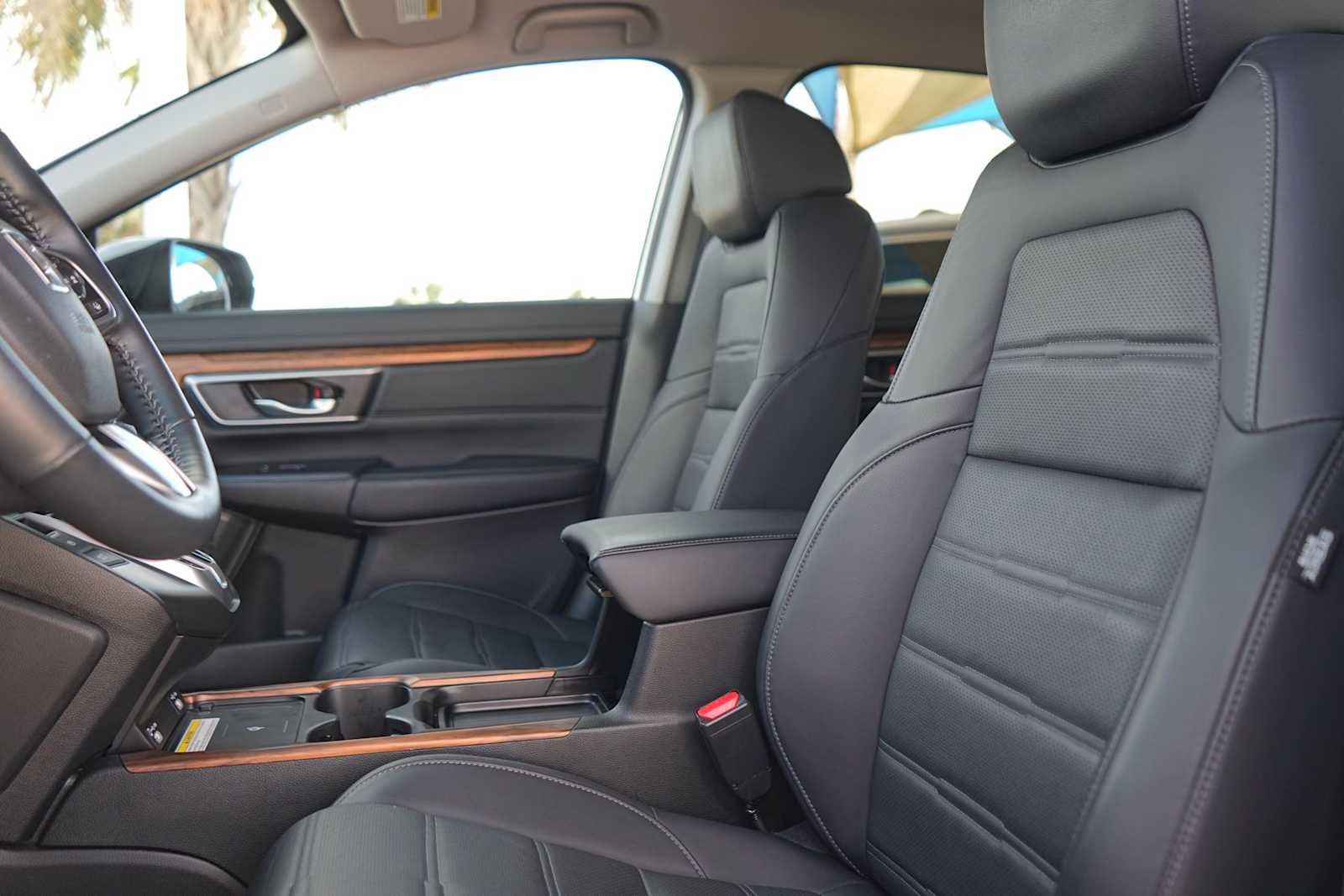 Used 2021 Honda CR-V Touring image 11