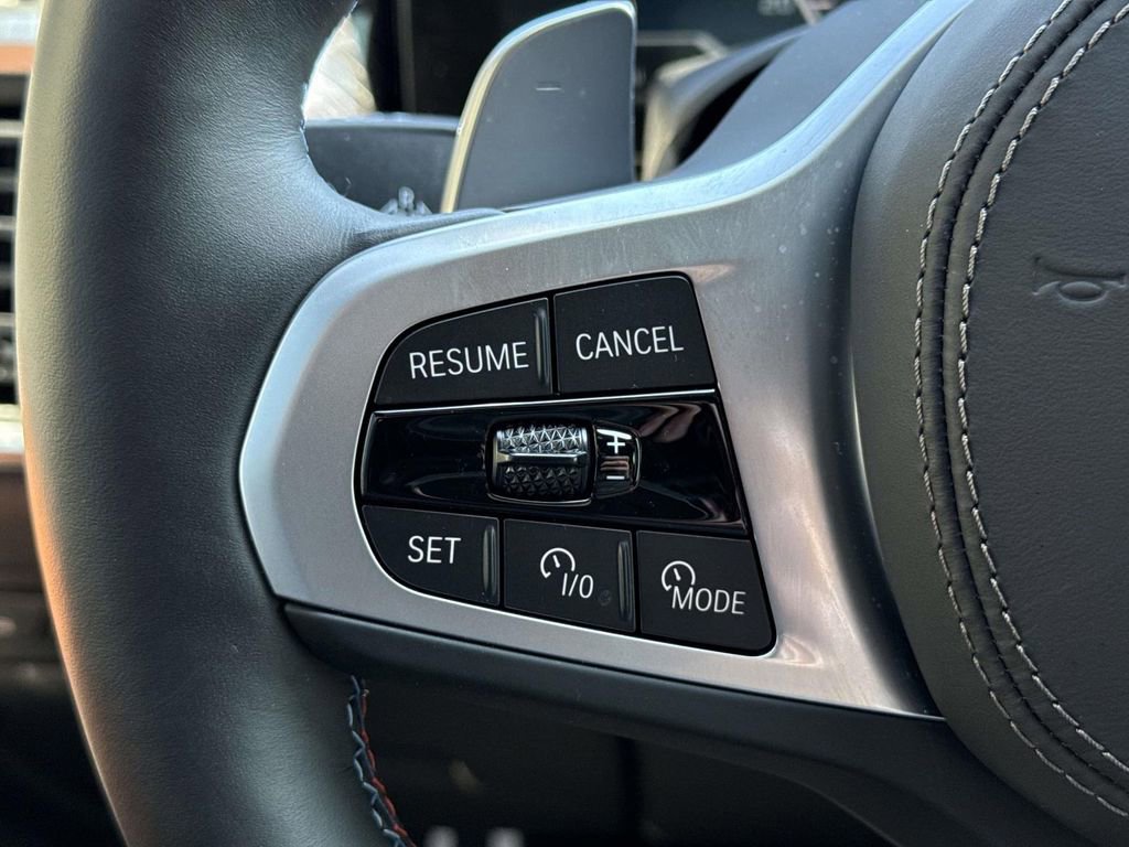 Used 2025 BMW X5 M60i w/ Climate Comfort Package image 38