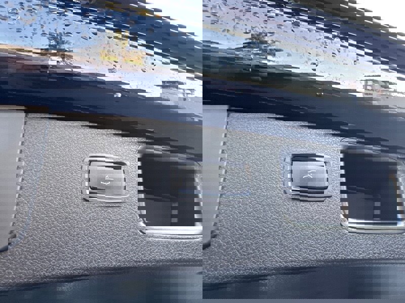 Used 2019 Porsche Macan image 26