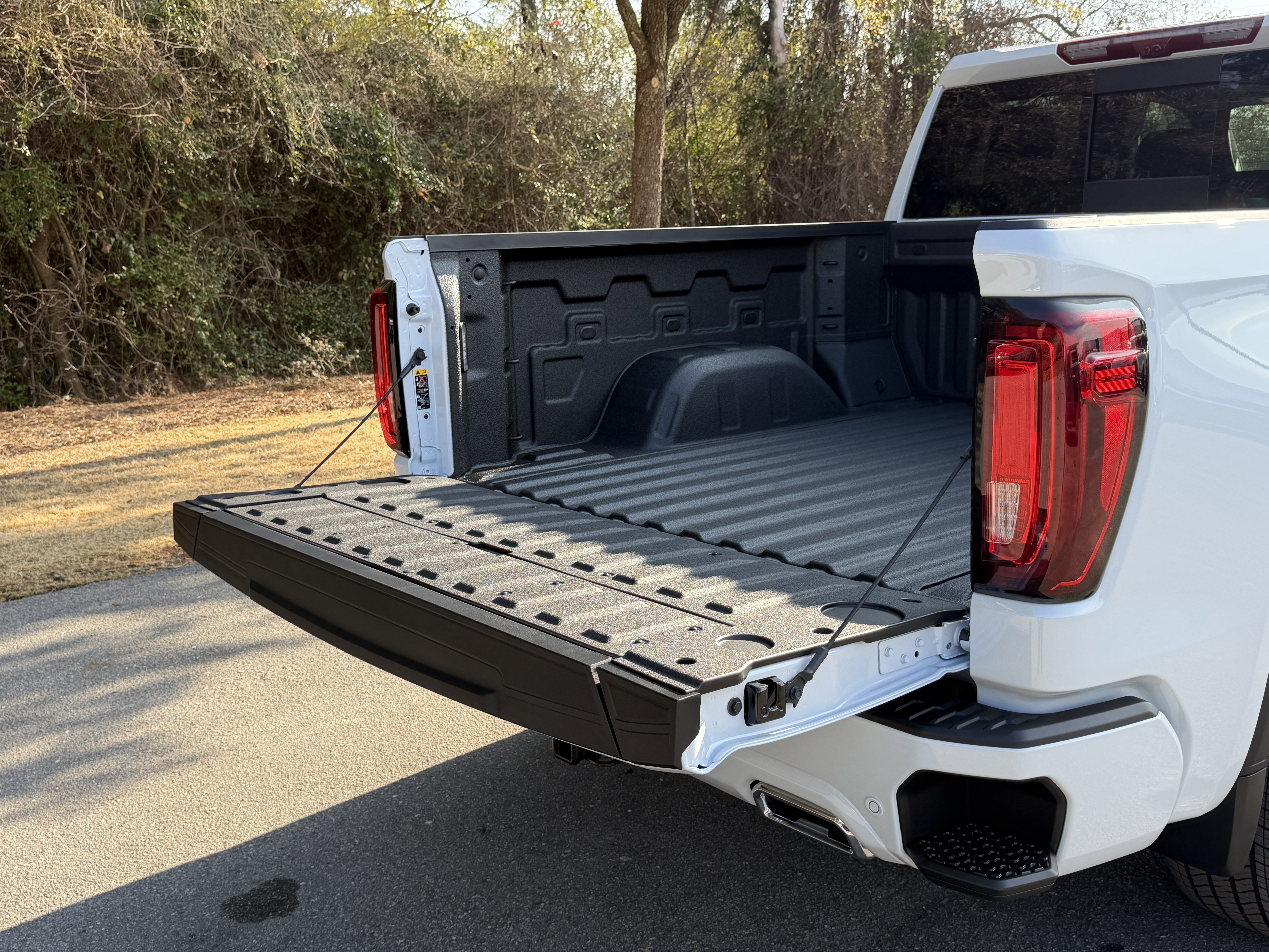 New 2026 GMC Sierra 1500 Denali w/ Denali Reserve Package AWD/4WD image 13