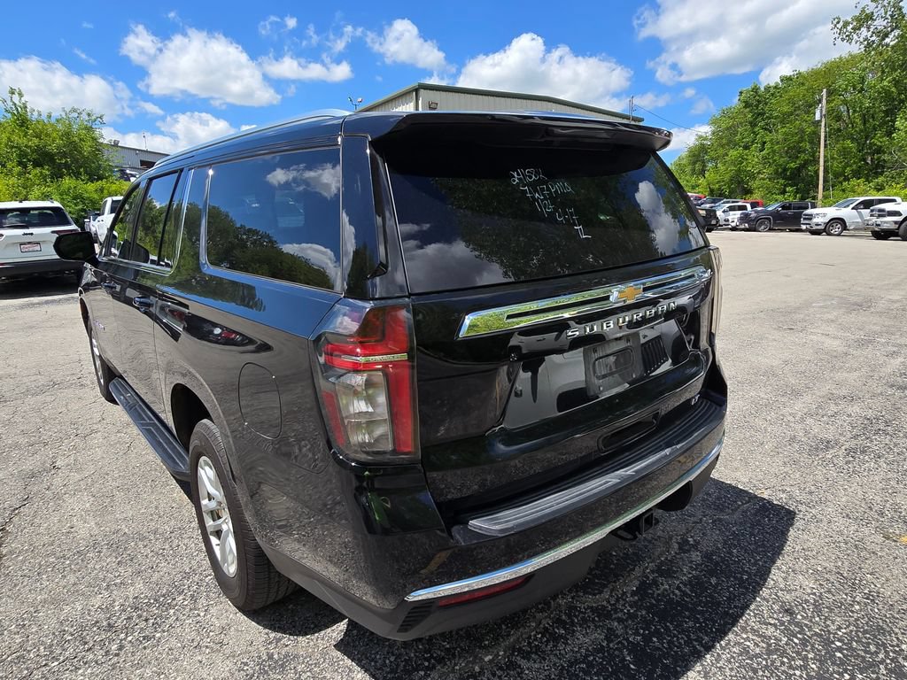 Used 2024 Chevrolet Suburban LT AWD/4WD image 5