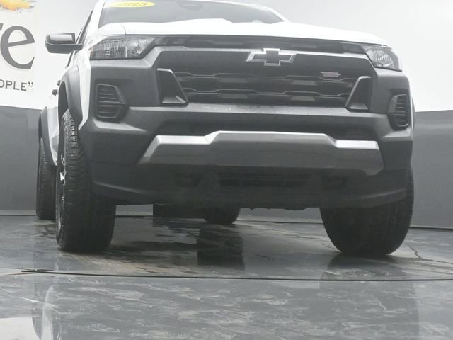 Used 2023 Chevrolet Colorado Trail Boss w/ LPO, Dark Essentials Package AWD/4WD image 3