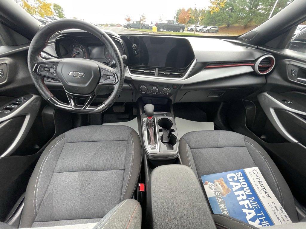 Used 2024 Chevrolet Trax RS w/ Driver Confidence Package image 21