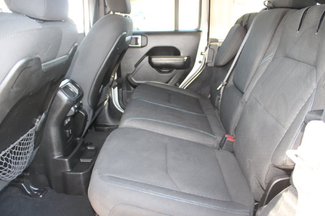Used 2024 Jeep Wrangler Unlimited Rubicon 4xe AWD/4WD image 37