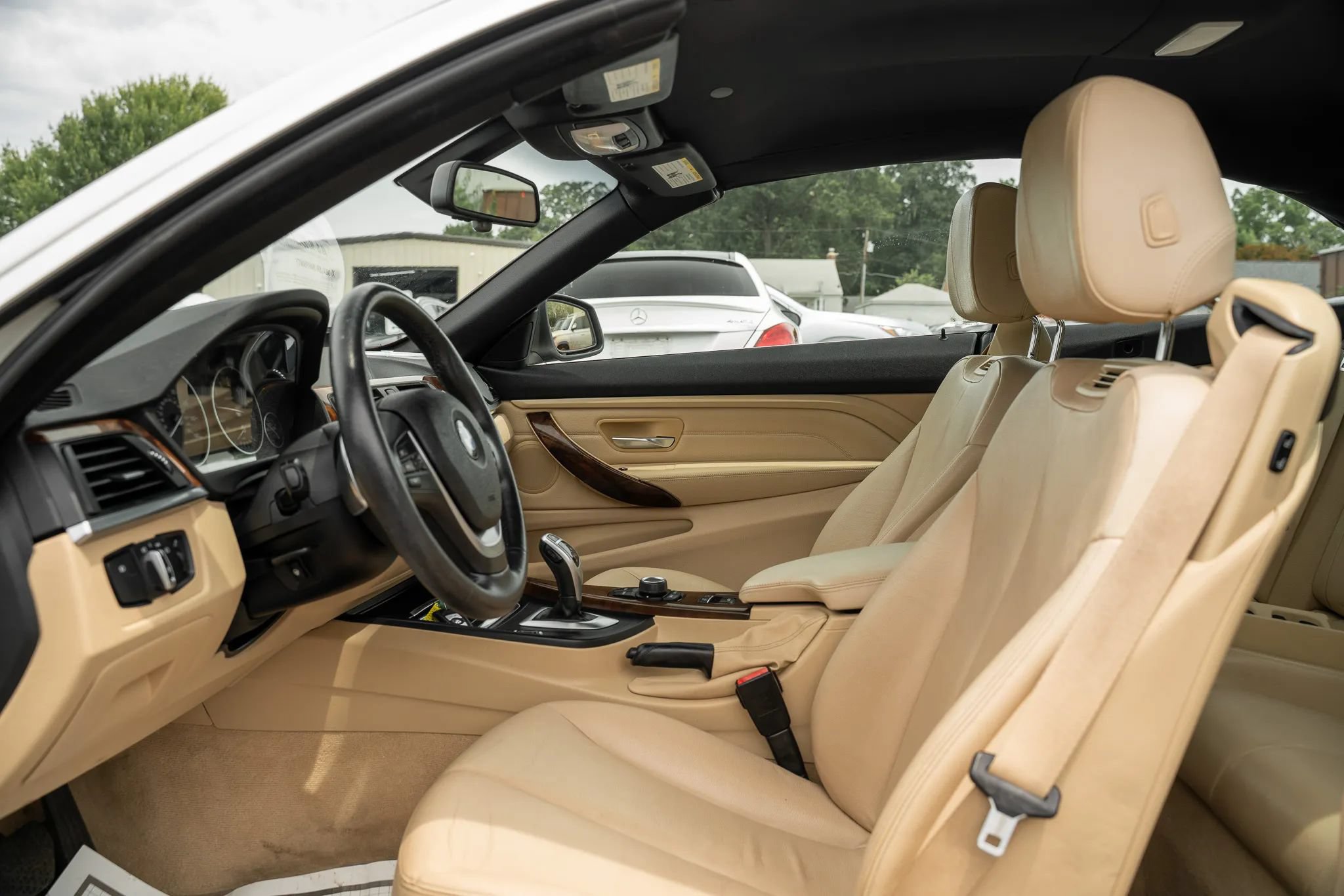 Used 2014 BMW 428i xDrive Convertible AWD/4WD image 11