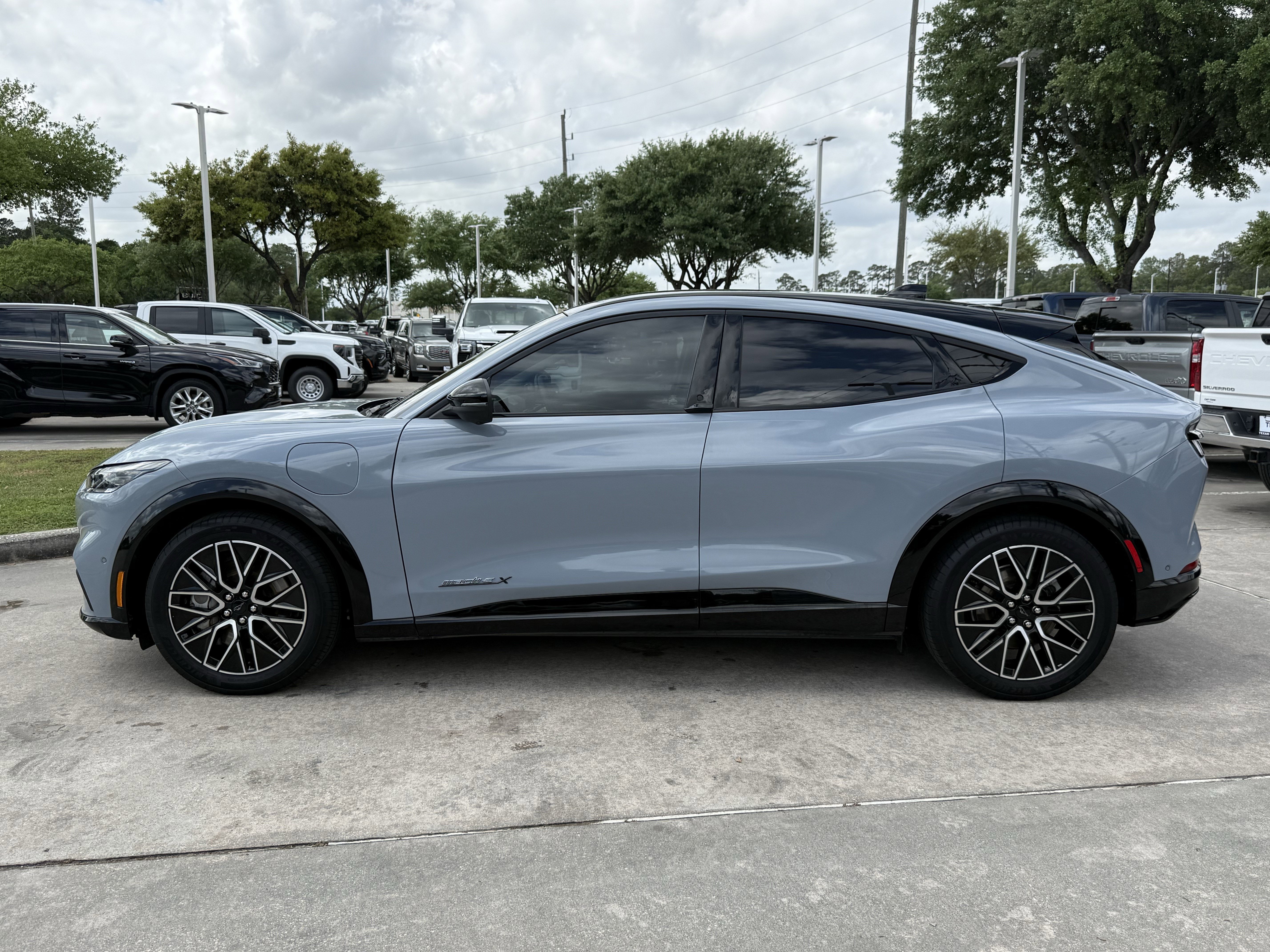 Used 2024 Ford Mustang Mach-E Premium image 8