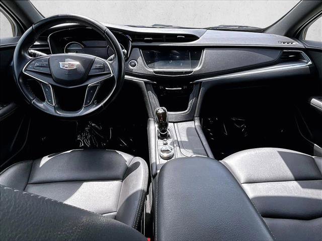 Used 2020 Cadillac XT5 Luxury FWD image 16