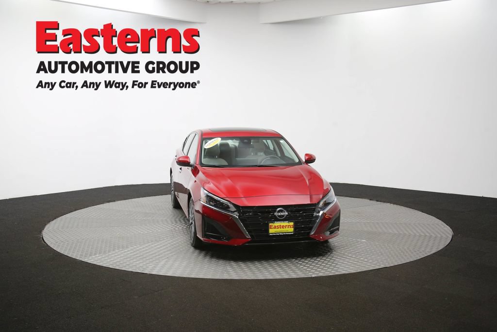 Used 2023 Nissan Altima 2.5 SV w/ SV Premium Package FWD image 51