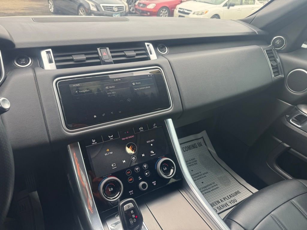 Used 2020 Land Rover Range Rover Sport SE image 38