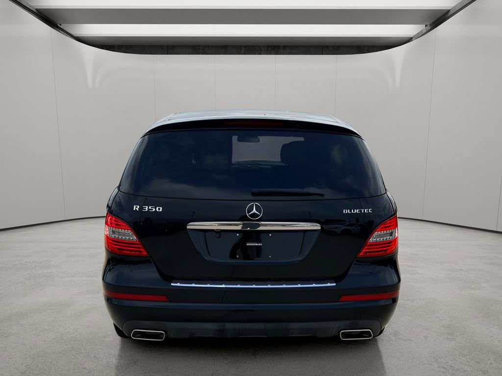 Used 2012 Mercedes-Benz R 350 BlueTEC 4MATIC image 4