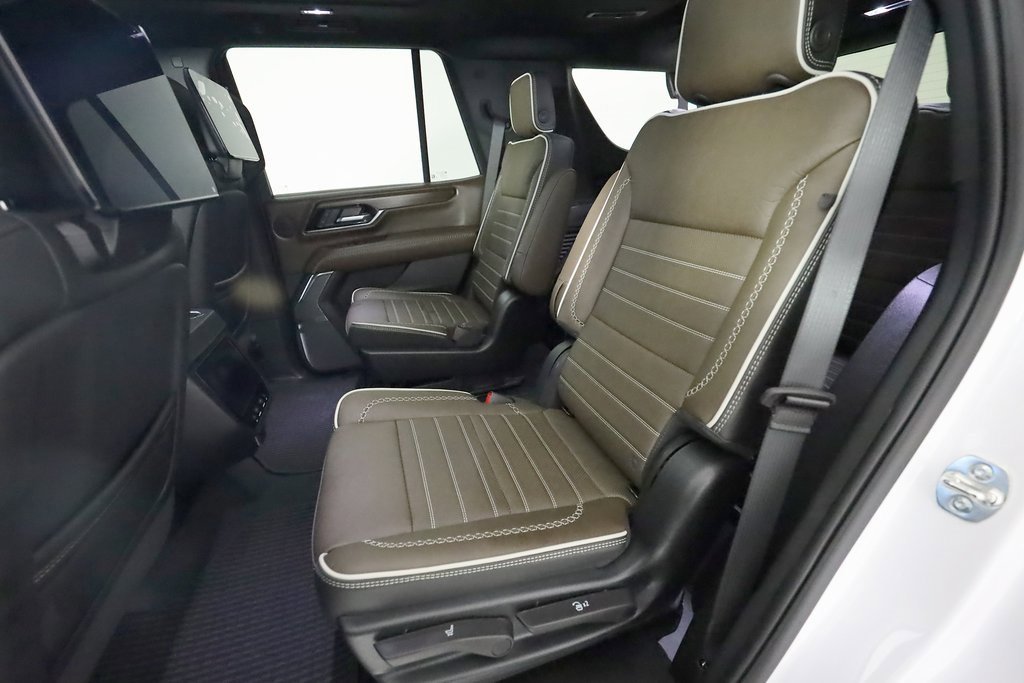 Used 2025 GMC Yukon Denali Ultimate image 16