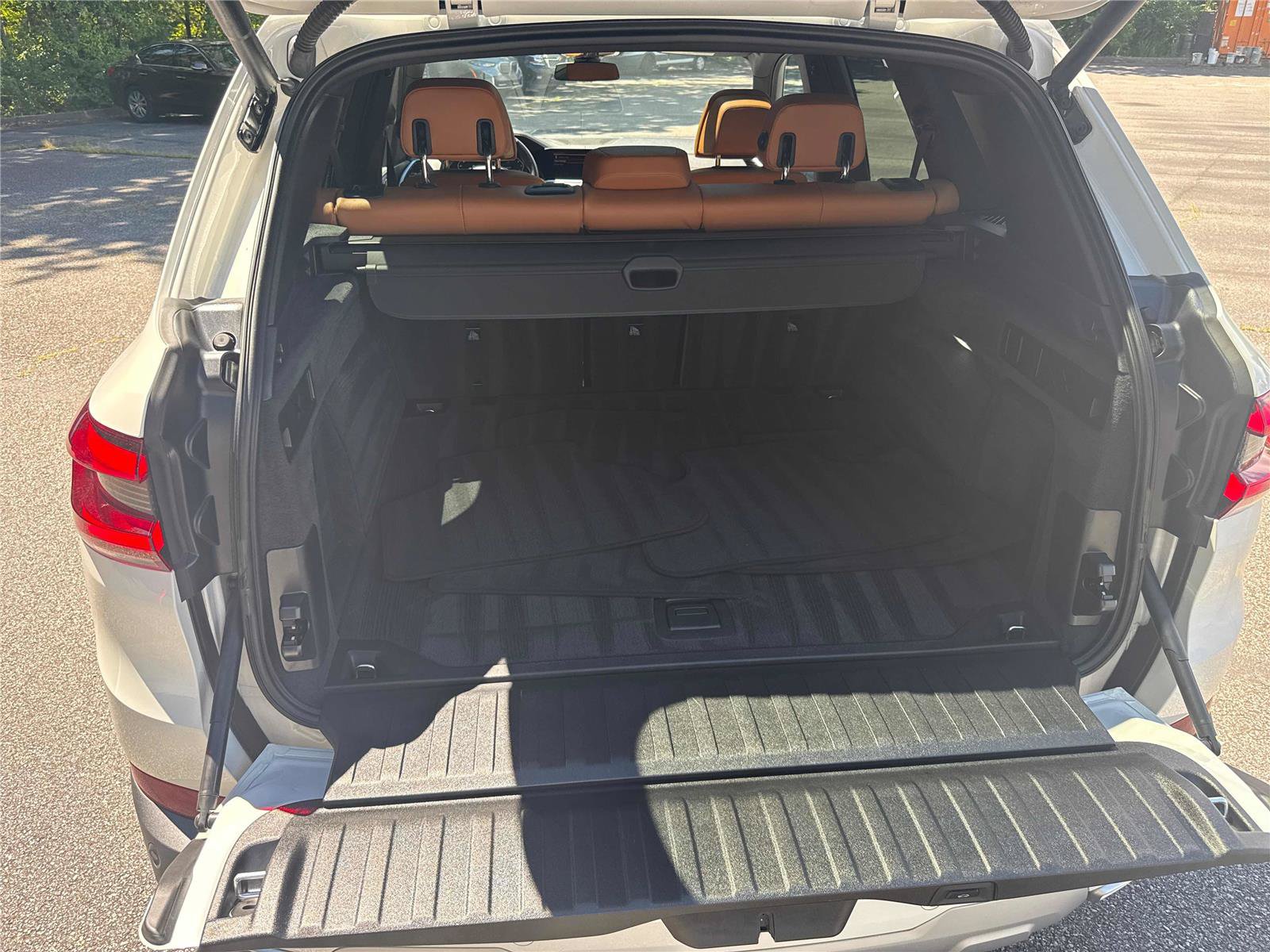 Used 2022 BMW X5 sDrive40i RWD image 32