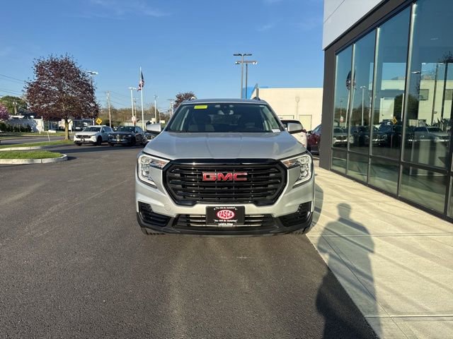 Used 2022 GMC Terrain SLE w/ Driver Convenience Package AWD/4WD image 7