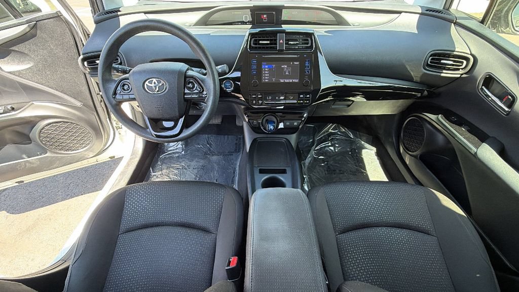 Used 2019 Toyota Prius LE AWD/4WD image 26