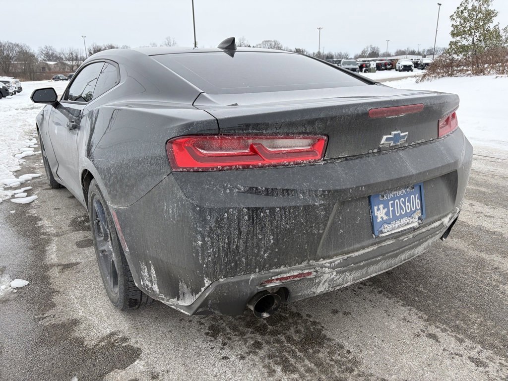 Used 2018 Chevrolet Camaro LT image 4