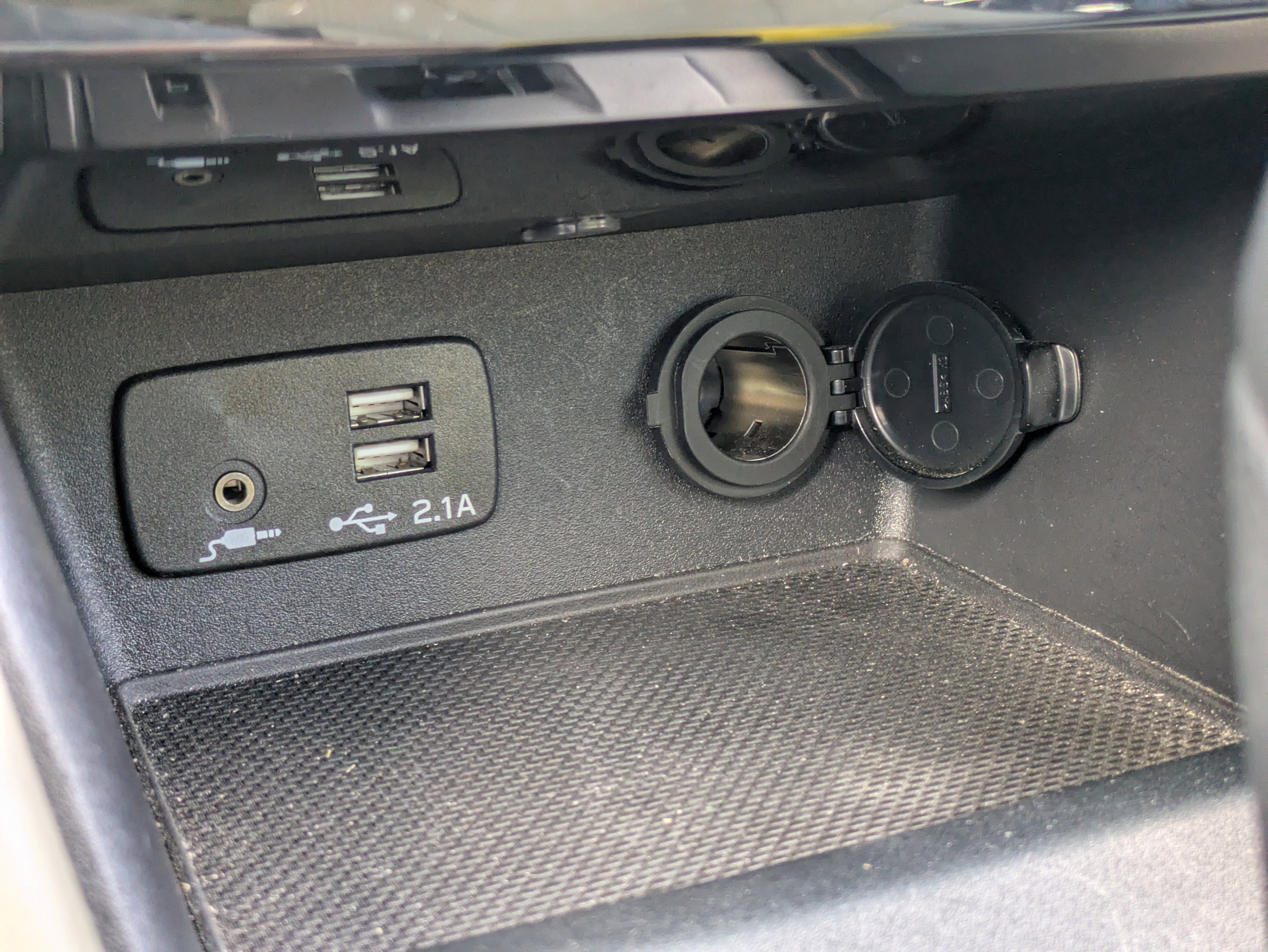 Used 2023 Subaru Forester Premium image 31