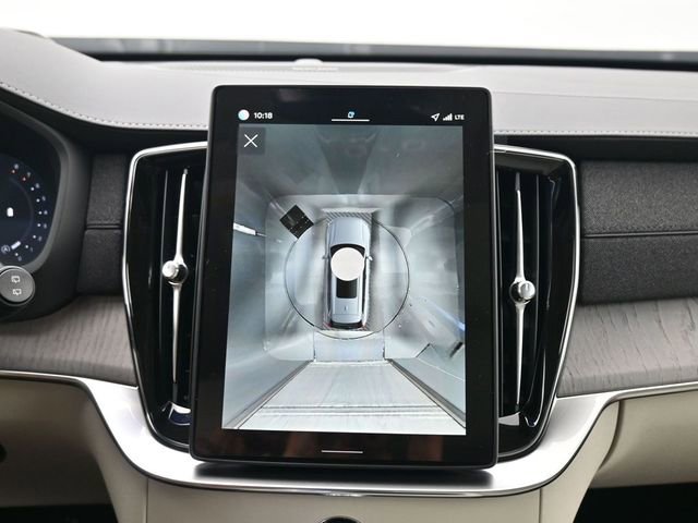 New 2026 Volvo XC90 B6 Ultra w/ Protection Package image 21