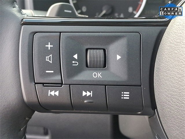 Used 2022 Nissan Rogue SV w/ SV Premium Package image 21