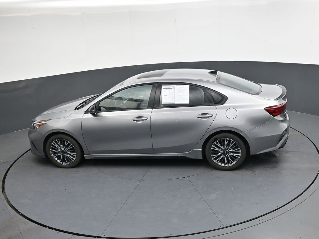 Used 2023 Kia Forte GT-Line w/ GT-Line Premium Package image 32