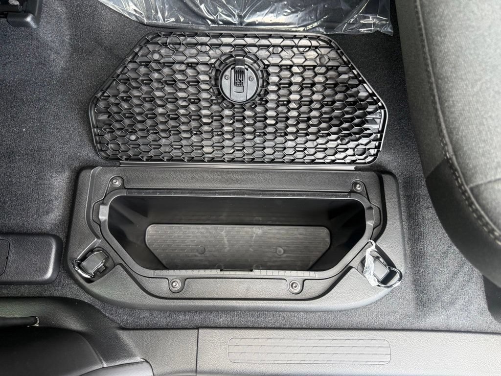 New 2026 RAM 1500 Express AWD/4WD image 37