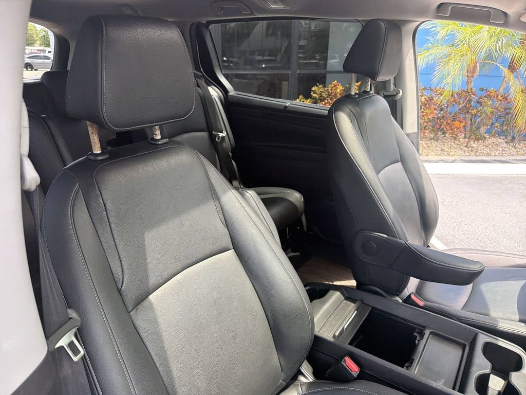 Used 2022 Honda Odyssey Touring image 29