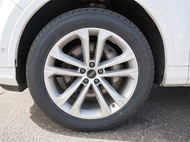 Used 2025 Audi Q7 3.0T Premium Plus image 9
