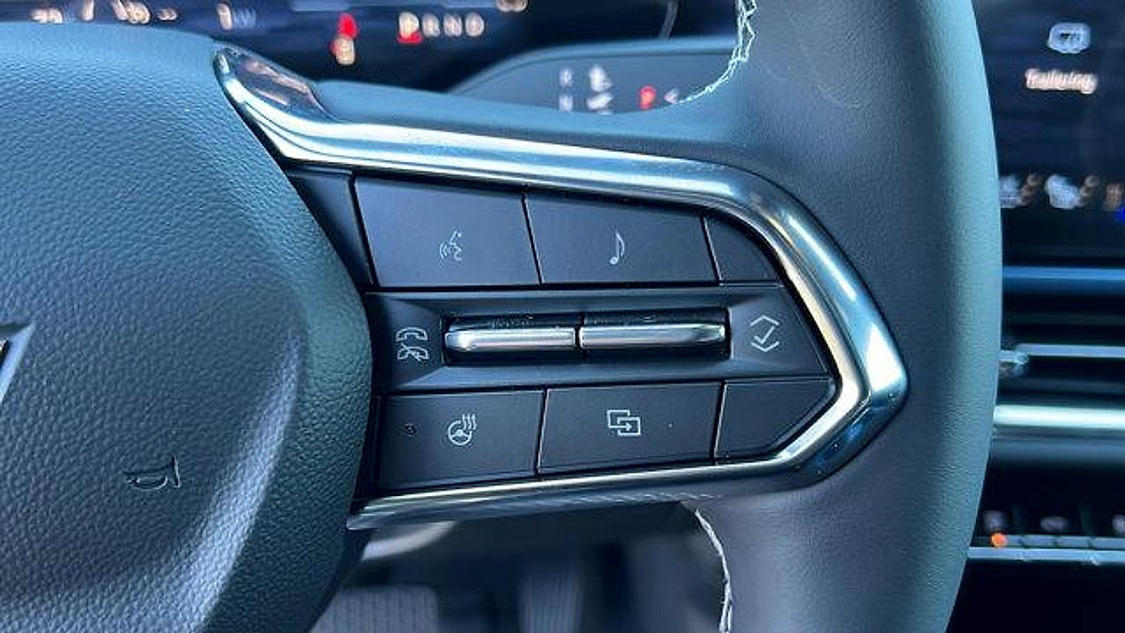 New 2026 Chevrolet Equinox EV LT w/ Convenience Package II image 25