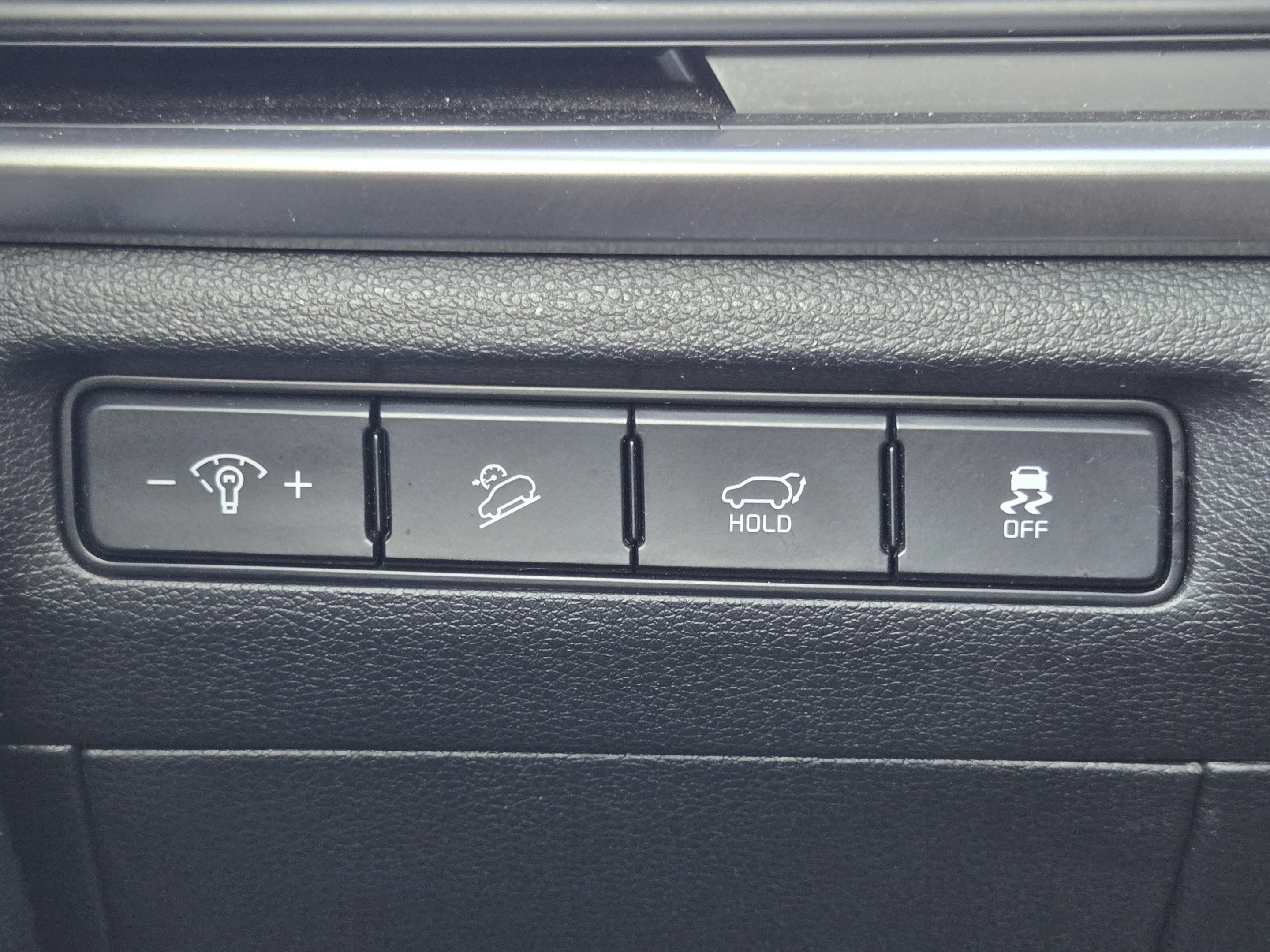Used 2025 Kia Telluride S FWD image 19
