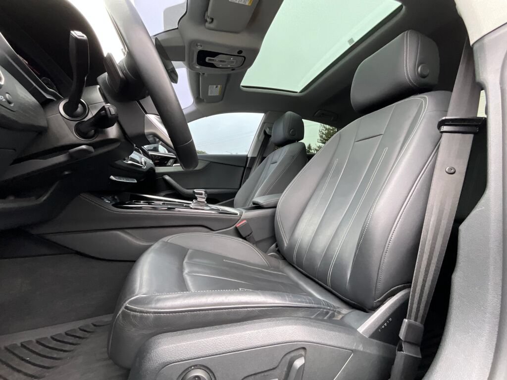 Used 2022 Audi A5 2.0T Premium Plus AWD/4WD image 9