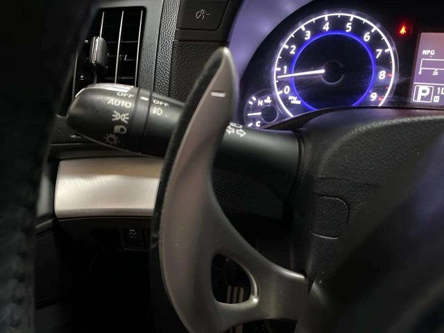 Used 2014 INFINITI Q60 Convertible w/ Premium Package RWD image 45