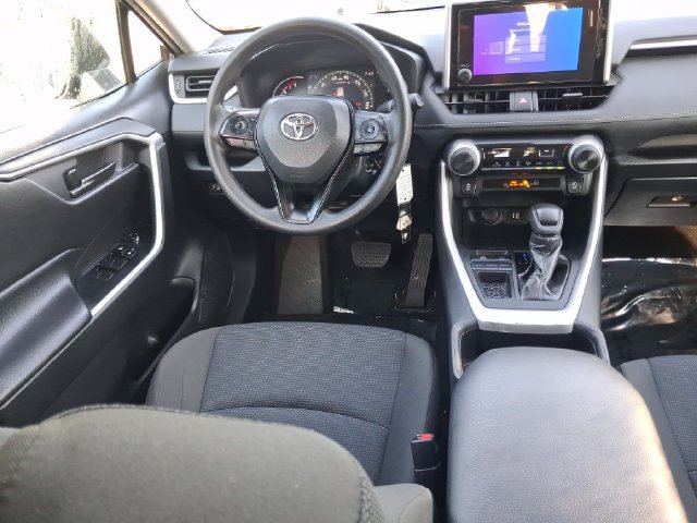 Used 2024 Toyota RAV4 LE FWD image 8