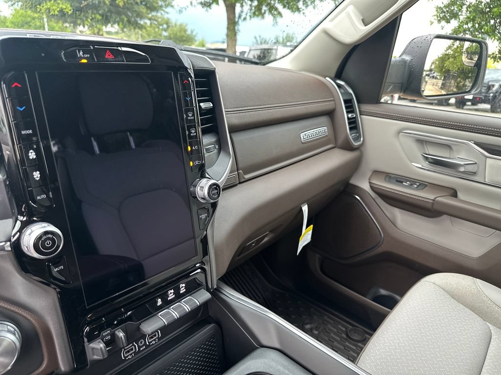 New 2026 RAM 1500 Laramie w/ Laramie Southwest Edition AWD/4WD image 24