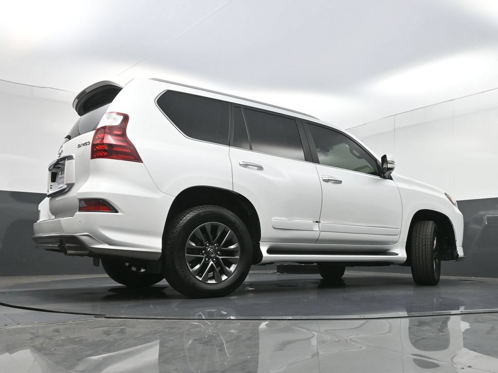 Used 2019 Lexus GX 460 Luxury AWD/4WD image 34