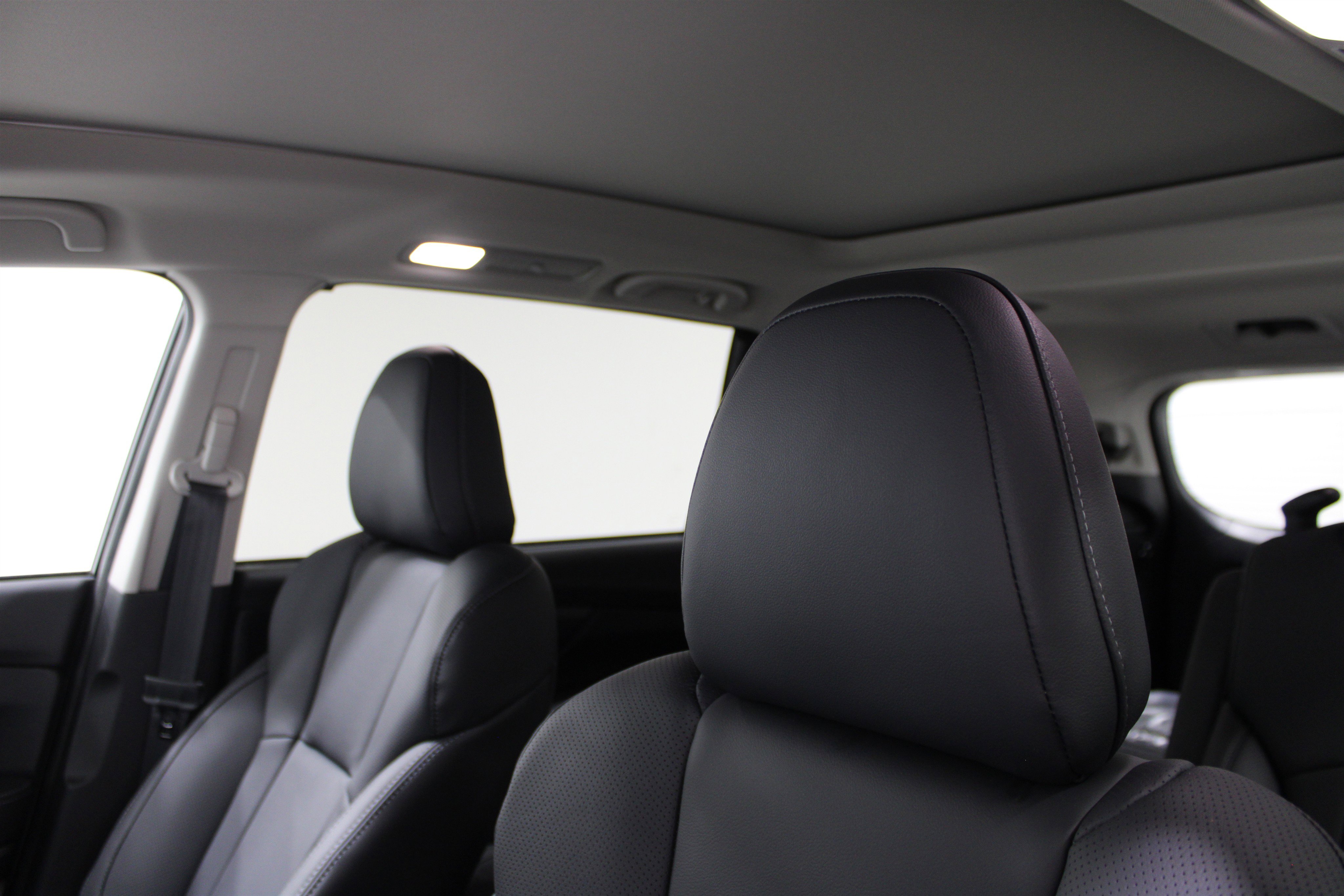 New 2025 Subaru Ascent Limited image 5