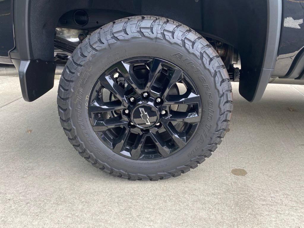 New 2026 Chevrolet Silverado 2500 LTZ w/ LTZ Plus Package AWD/4WD image 10