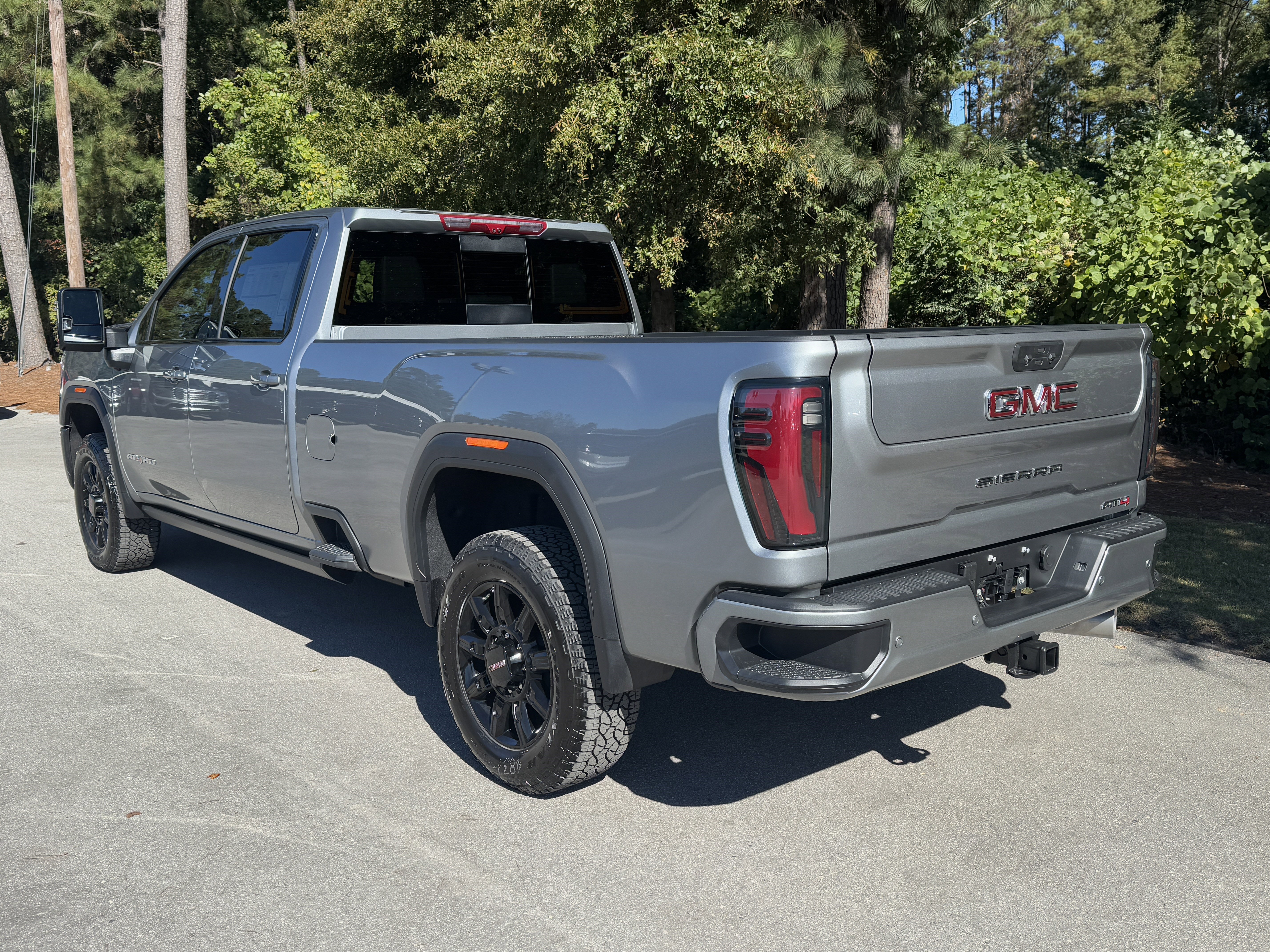 New 2026 GMC Sierra 2500 AT4 w/ AT4 Premium Plus Package image 13