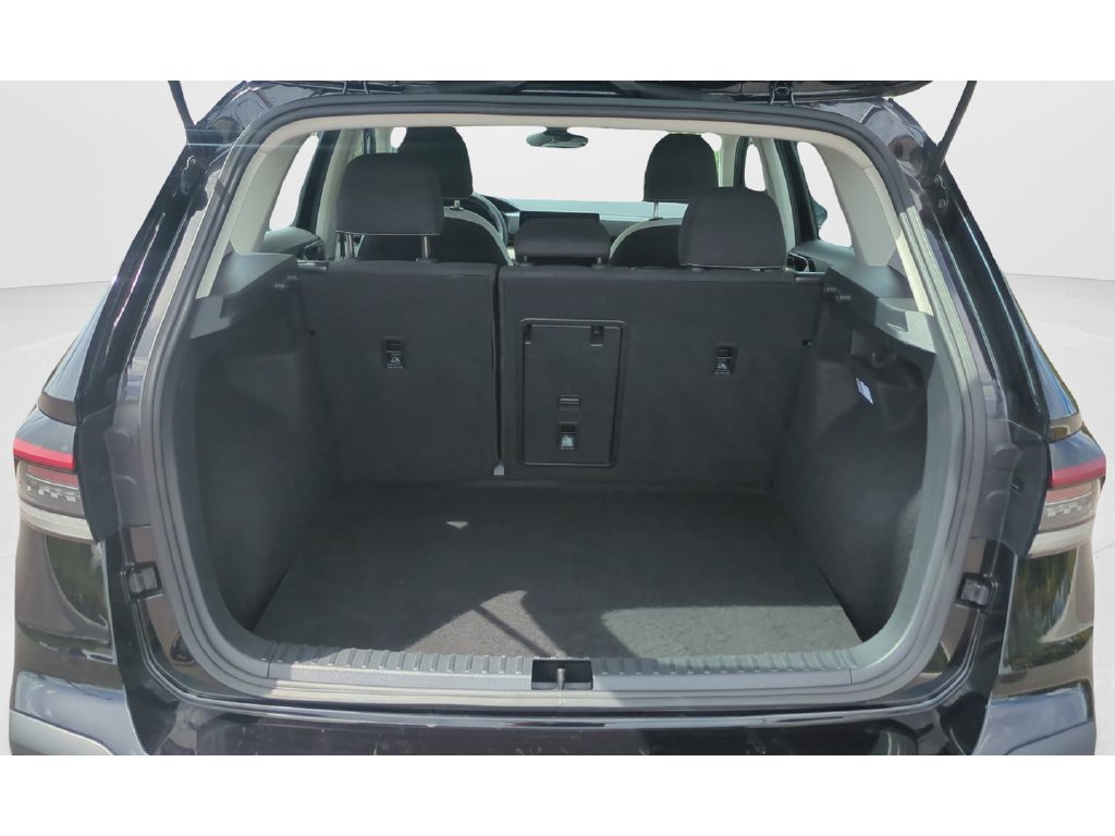 Used 2025 Volkswagen Taos S AWD/4WD image 9