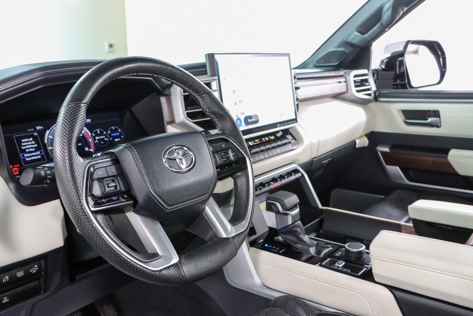 Used 2024 Toyota Sequoia Capstone image 25