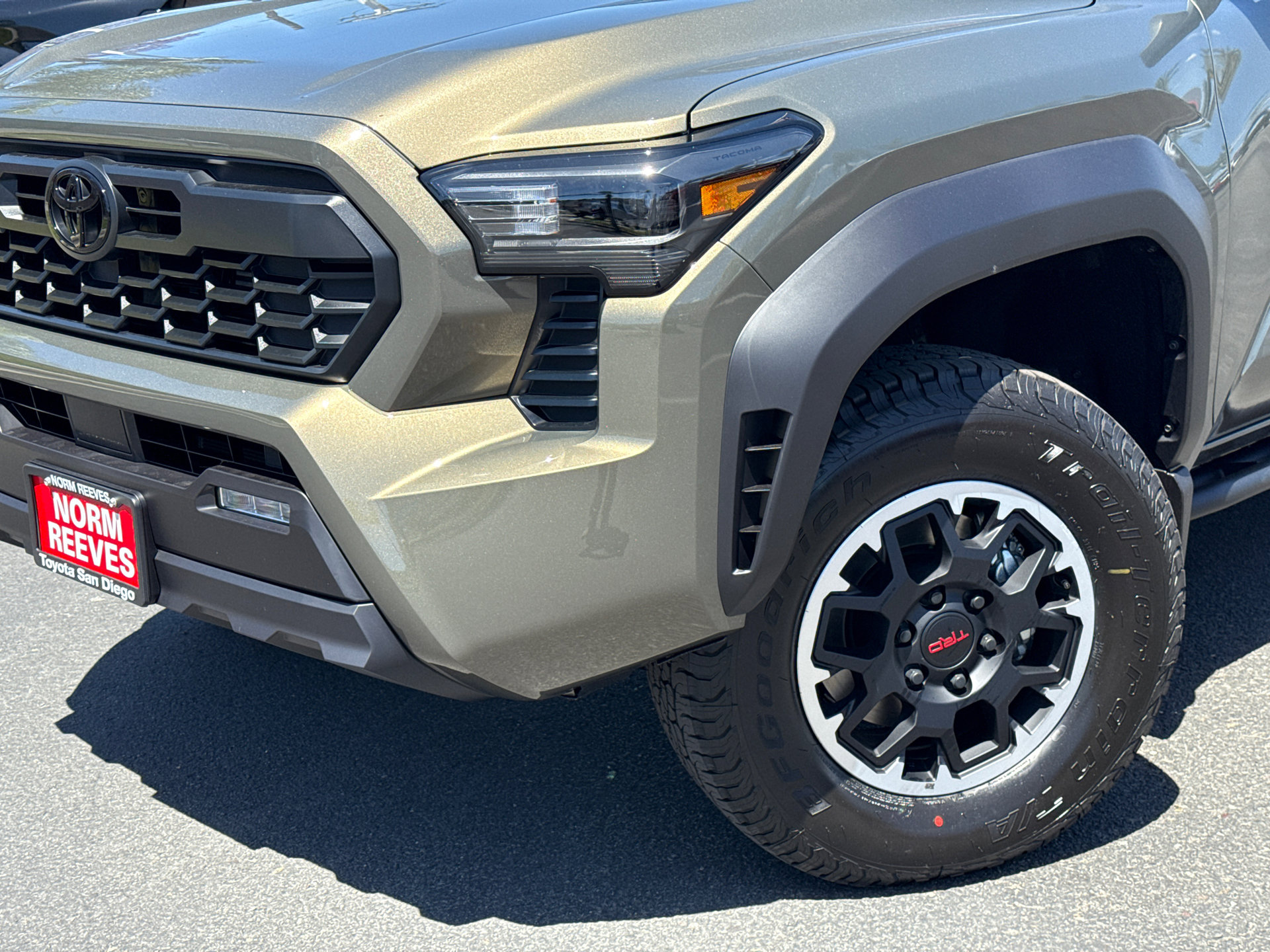 New 2026 Toyota Tacoma TRD Off-Road AWD/4WD image 3