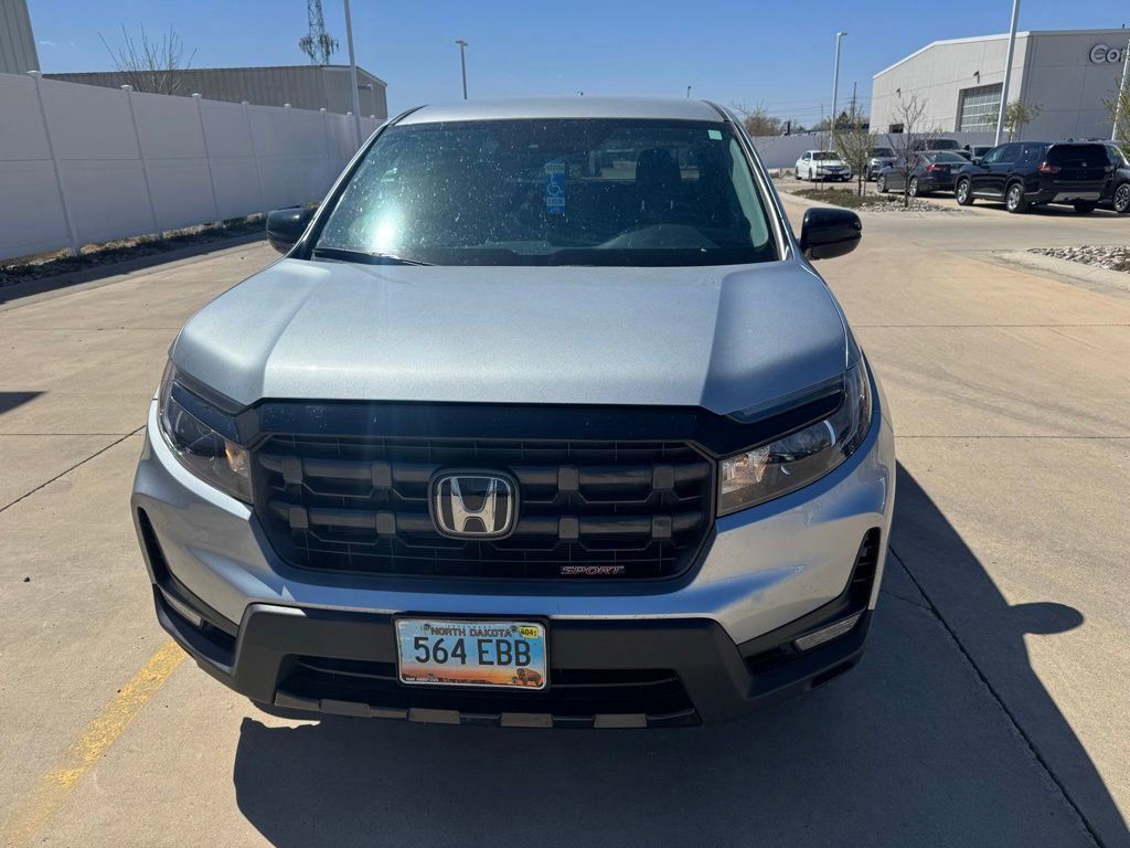 Used 2025 Honda Ridgeline Sport image 10