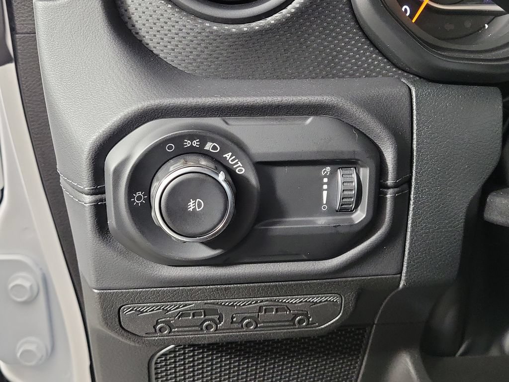 New 2027 Jeep Wrangler Unlimited Rubicon AWD/4WD image 13