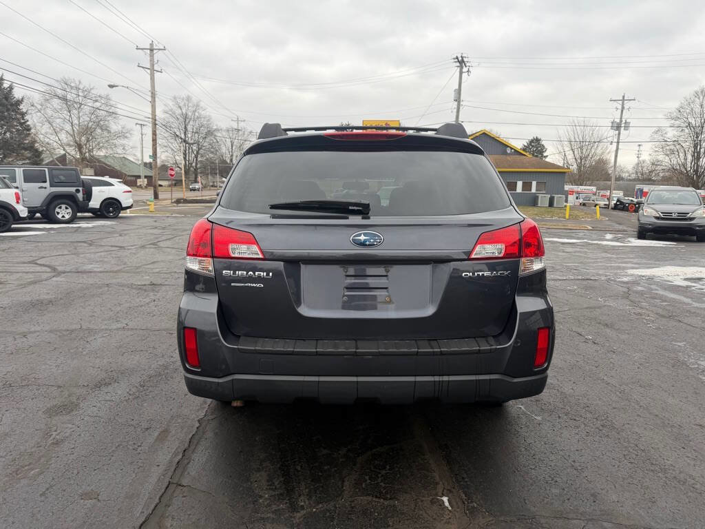 Used 2010 Subaru Outback 2.5i Premium image 8