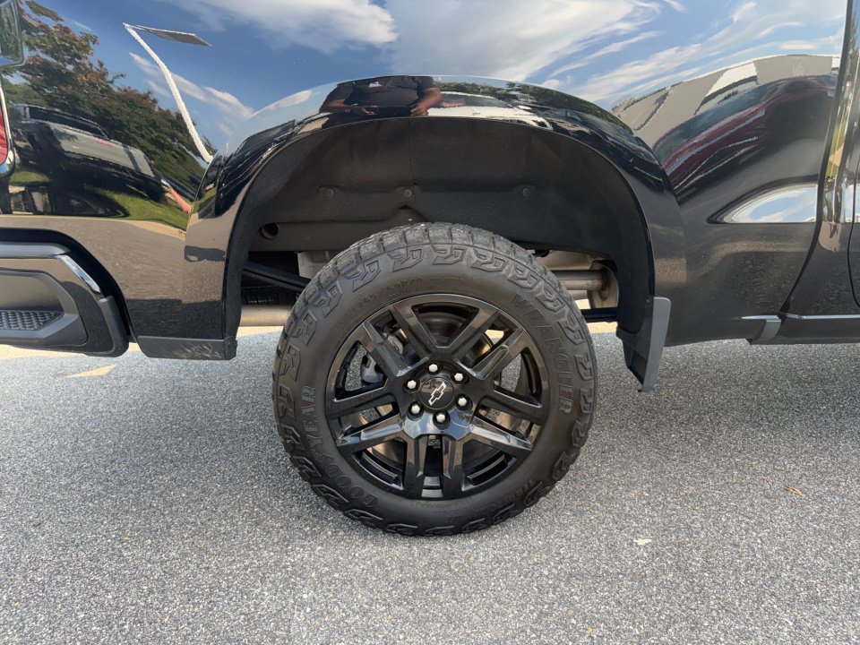 Certified 2024 Chevrolet Silverado 1500 LT Trail Boss w/ Convenience Package II AWD/4WD image 23