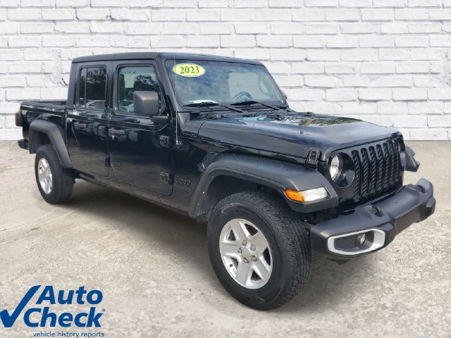 Used 2023 Jeep Gladiator Sport AWD/4WD image 5