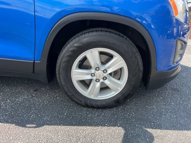 Used 2016 Chevrolet Trax LT w/ LT Convenience Package FWD image 25