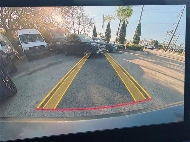 Used 2018 Mercedes-Benz E 400 Coupe image 13