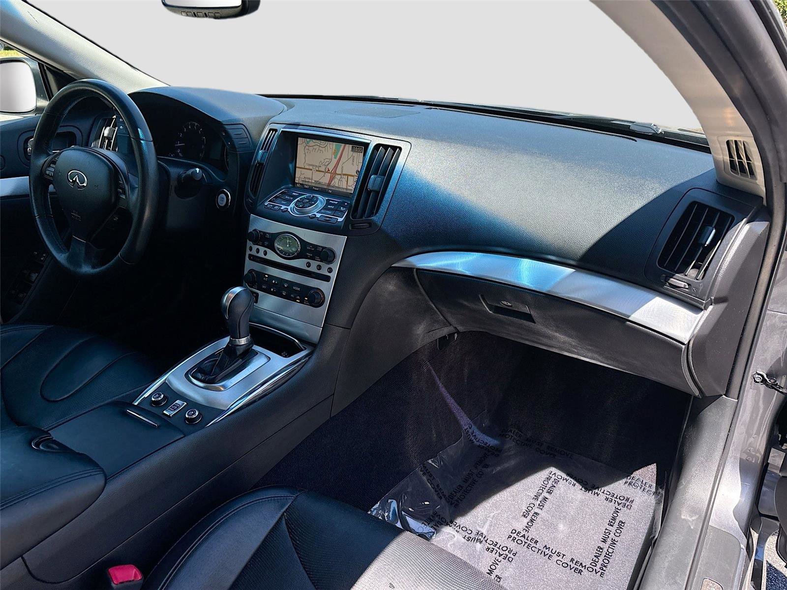 Used 2014 INFINITI Q60 Convertible w/ Premium Package RWD image 32